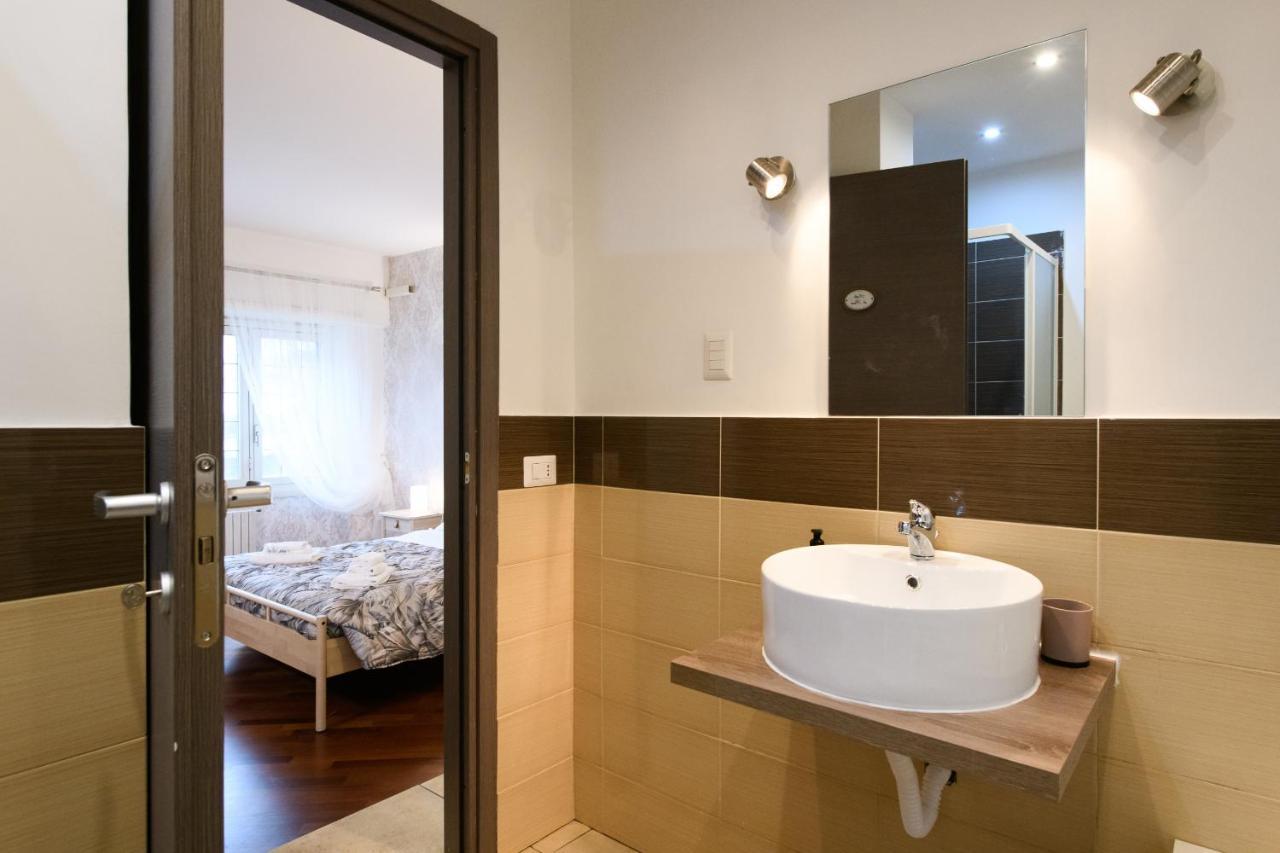 Aurelio Deluxe Rooms Rome Exterior photo