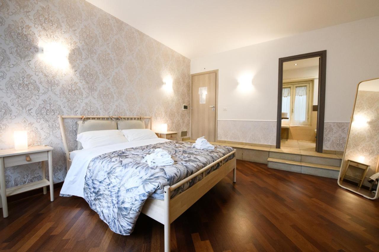 Aurelio Deluxe Rooms Rome Exterior photo