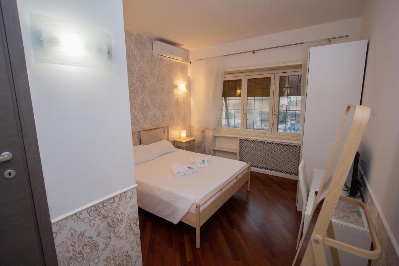 Aurelio Deluxe Rooms Rome Exterior photo