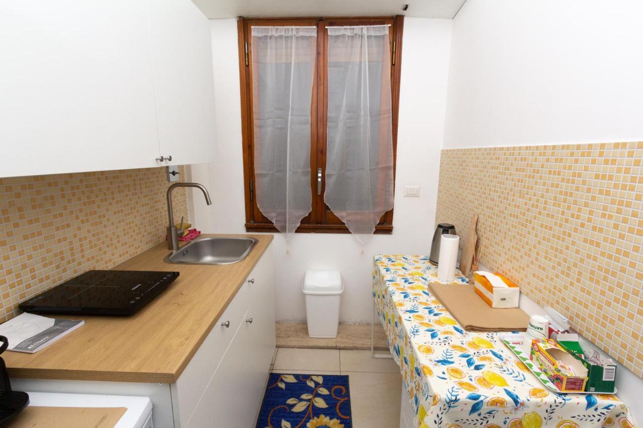Aurelio Deluxe Rooms Rome Exterior photo